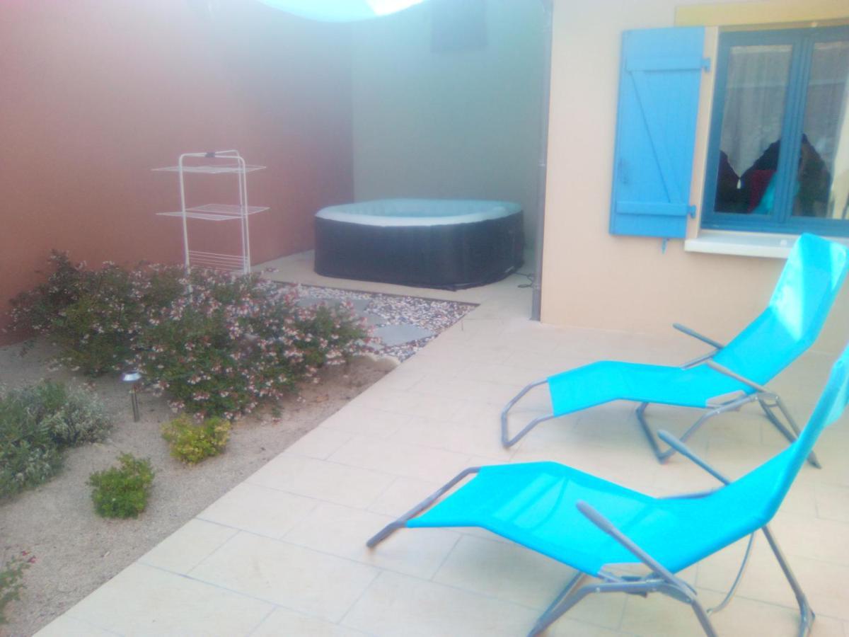 Gite Chaleureux Avec Jacuzzi Villa Saint-Rabier Exterior photo